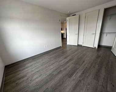 409 Elm - Photo Thumbnail 14