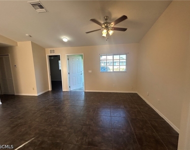 227 Ichabod Avenue - Photo Thumbnail 3