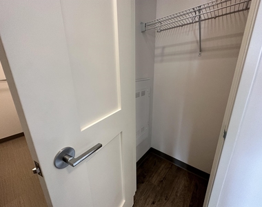 409 Elm - Photo Thumbnail 33