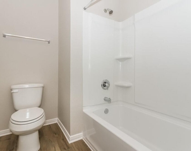 7539 Tipton Meadow Way - Photo Thumbnail 12