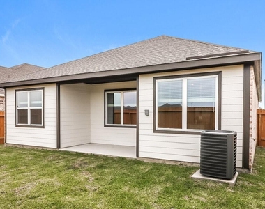 7539 Tipton Meadow Way - Photo Thumbnail 14