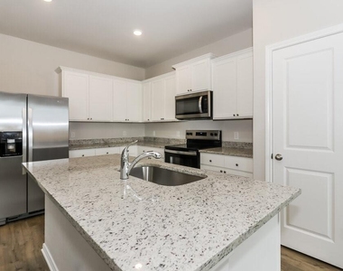 7539 Tipton Meadow Way - Photo Thumbnail 5