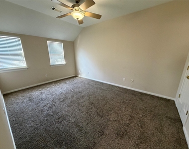 1506 Asbury Street - Photo Thumbnail 17