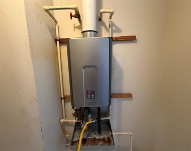 1506 Asbury Street - Photo Thumbnail 18