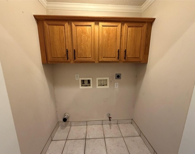 1506 Asbury Street - Photo Thumbnail 22