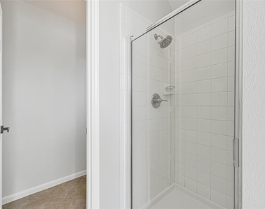 3310 La Mer Lane - Photo Thumbnail 26