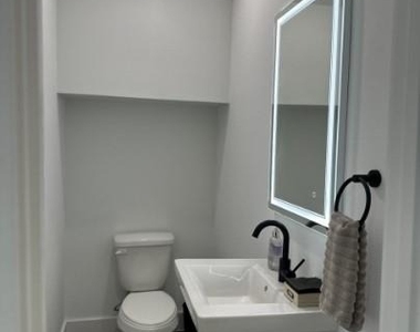 1711 Ruth Street - Photo Thumbnail 1