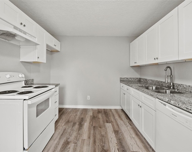 234 E Texas Street - Photo Thumbnail 8