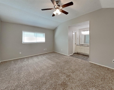 19011 Keyturn Lane - Photo Thumbnail 7