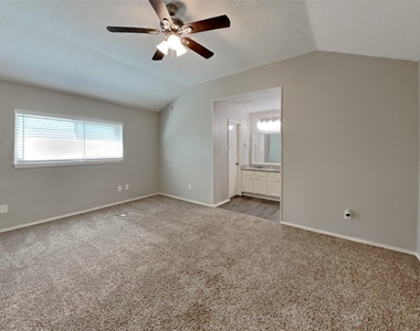 19011 Keyturn Lane - Photo Thumbnail 9