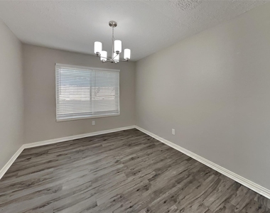 19011 Keyturn Lane - Photo Thumbnail 6