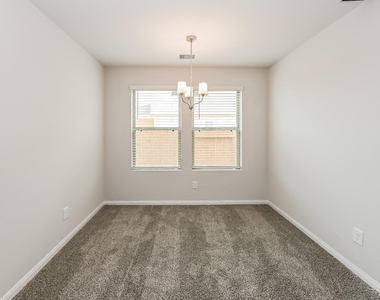 25594 Roy Rogers Road - Photo Thumbnail 5