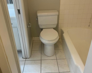 2822 Briarhurst Drive - Photo Thumbnail 11