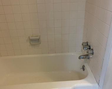 2822 Briarhurst Drive - Photo Thumbnail 14