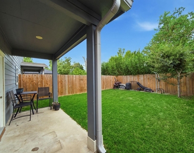 4528 Mayflower Street - Photo Thumbnail 20