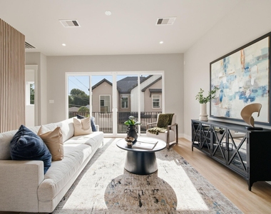 4428 Providence Street - Photo Thumbnail 21