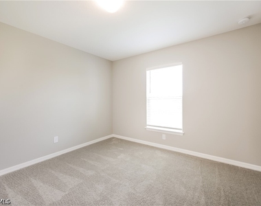 2604 56th Street W - Photo Thumbnail 8