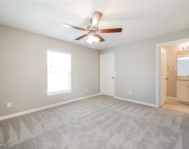 2604 56th Street W - Photo Thumbnail 7