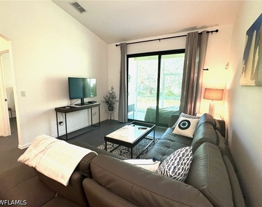 7790 Woodbrook Circle - Photo Thumbnail 13