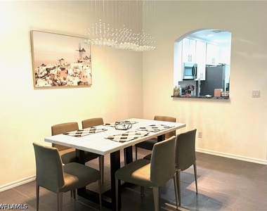 7790 Woodbrook Circle - Photo Thumbnail 15