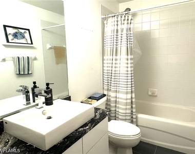 7790 Woodbrook Circle - Photo Thumbnail 5