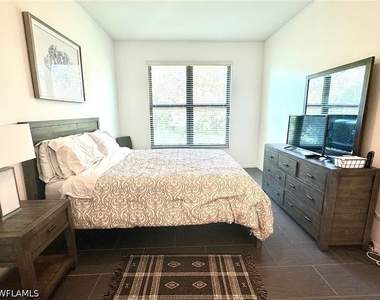 7790 Woodbrook Circle - Photo Thumbnail 19