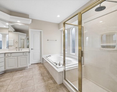 5923 Serrano Terrace Lane - Photo Thumbnail 15