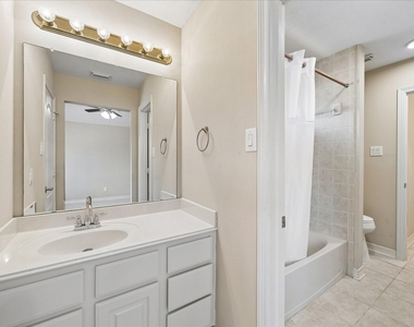 5923 Serrano Terrace Lane - Photo Thumbnail 25