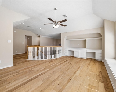 5923 Serrano Terrace Lane - Photo Thumbnail 3