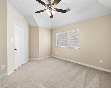5923 Serrano Terrace Lane - Photo Thumbnail 23