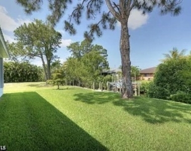 27020 Flamingo Drive - Photo Thumbnail 3