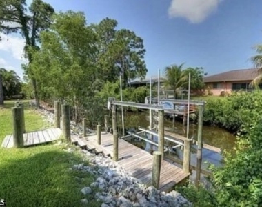 27020 Flamingo Drive - Photo Thumbnail 2