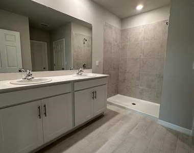 16632 Elkhorn Coral Drive - Photo Thumbnail 6