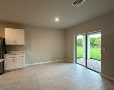 16632 Elkhorn Coral Drive - Photo Thumbnail 4