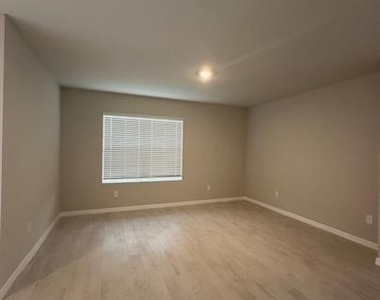 16632 Elkhorn Coral Drive - Photo Thumbnail 1