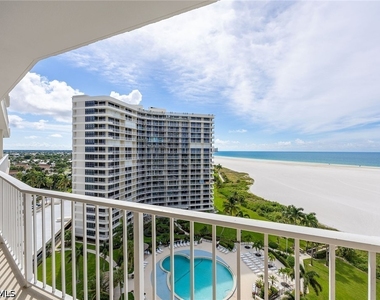 320 Seaview Court - Photo Thumbnail 5