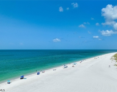 320 Seaview Court - Photo Thumbnail 25