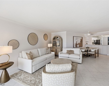 320 Seaview Court - Photo Thumbnail 10