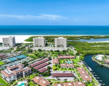 320 Seaview Court - Photo Thumbnail 1