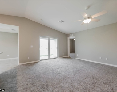 3114 70th Street W - Photo Thumbnail 2