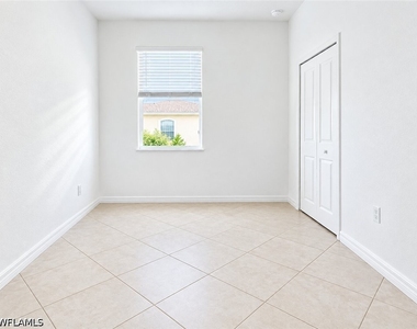 2588 Vine Avenue - Photo Thumbnail 14
