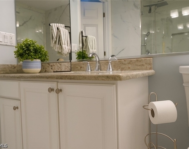 1320 Henley Street - Photo Thumbnail 21