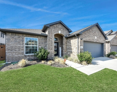 15307 Davan Springs Dr - Photo Thumbnail 1