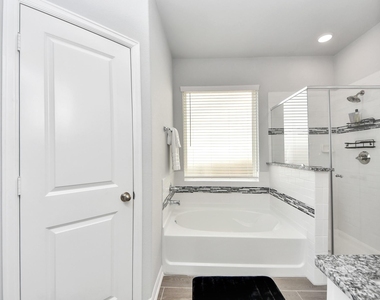 15307 Davan Springs Dr - Photo Thumbnail 22