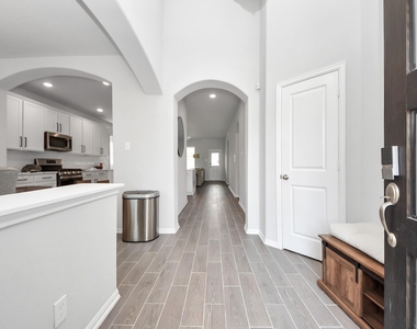 15307 Davan Springs Dr - Photo Thumbnail 2