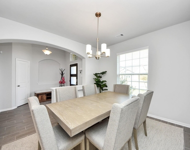 15307 Davan Springs Dr - Photo Thumbnail 17