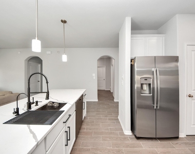 15307 Davan Springs Dr - Photo Thumbnail 6