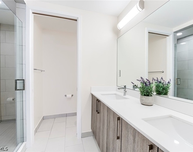 26600 Rosewood Pointe Drive - Photo Thumbnail 9