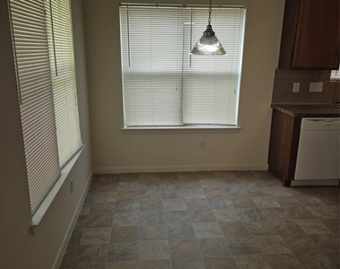 2735 Orchard Creek Lane - Photo Thumbnail 23