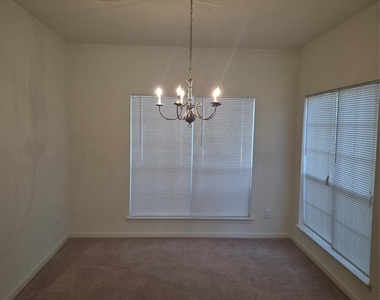2735 Orchard Creek Lane - Photo Thumbnail 18